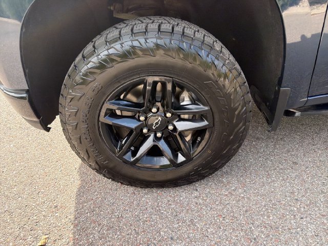 Used 2020 Chevrolet Silverado 1500 LT Trail Boss AWD/4WD image 26