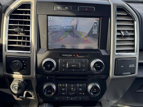 Used 2016 Ford F150 Lariat w/ Equipment Group 502A Luxury image 11