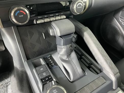 New 2026 Toyota Tacoma SR5 AWD/4WD image 4