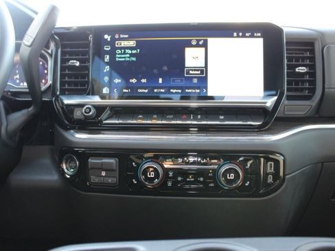 Used 2021 Chevrolet Silverado 1500 LTZ image 20