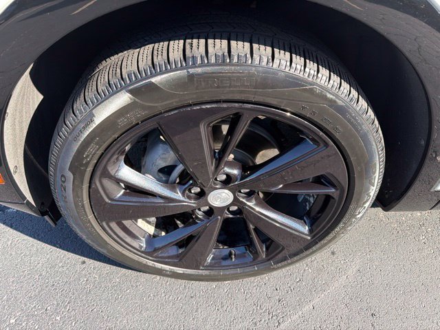 Certified 2021 Buick Envision Essence w/ Sport Touring Package AWD/4WD image 10