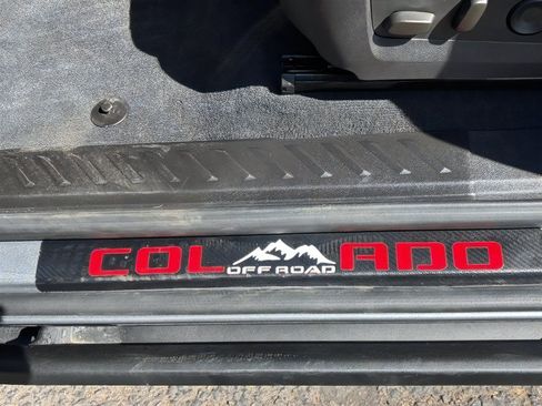 Used 2025 Chevrolet Colorado ZR2 AWD/4WD image 28