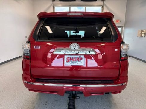 Used 2024 Toyota 4Runner Limited AWD/4WD image 8