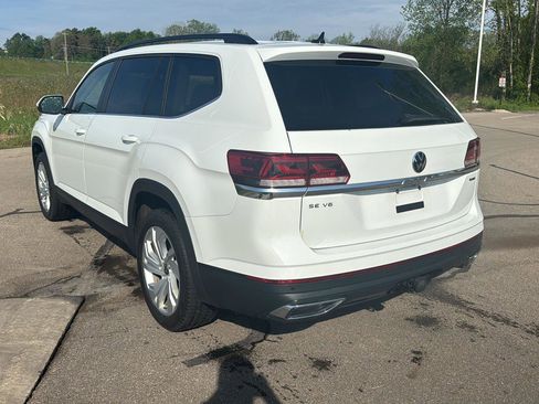 Used 2023 Volkswagen Atlas SE AWD/4WD image 3