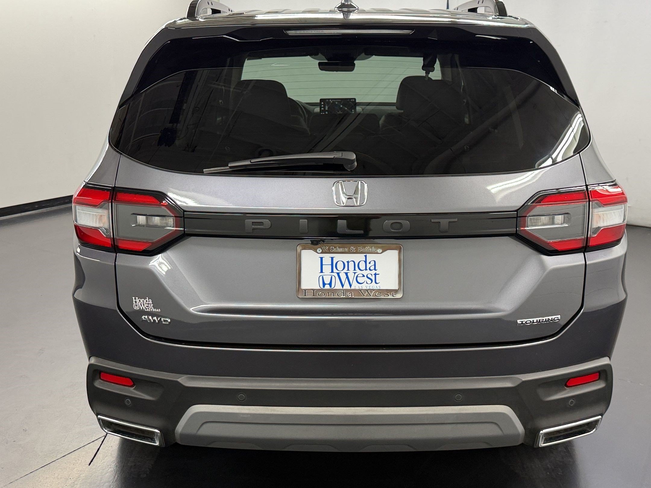 Certified 2024 Honda Pilot Touring image 10