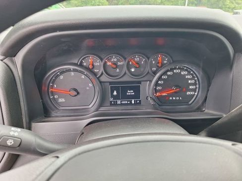 Used 2024 GMC Sierra 2500 Pro AWD/4WD image 18