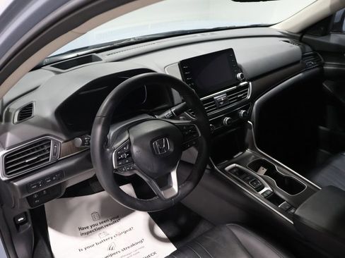 Used 2022 Honda Accord Touring image 14