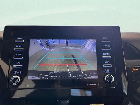 Used 2024 Toyota Camry SE image 22