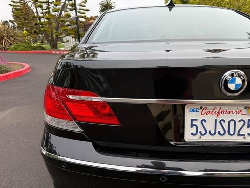 Used 2006 BMW 750i RWD image 19