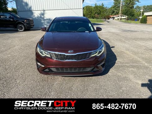 Used 2020 Kia Optima LX FWD image 2