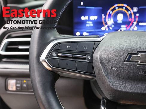 Used 2024 Chevrolet Traverse LS w/ Midnight/Sport Edition FWD image 15