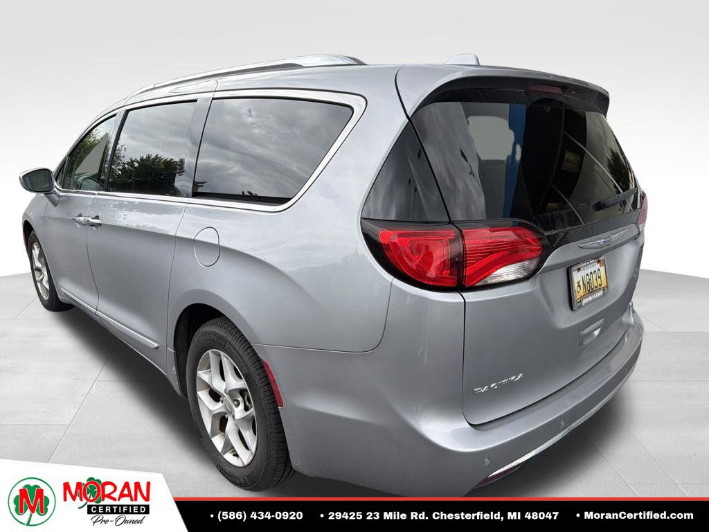 Used 2020 Chrysler Pacifica Limited FWD image 15