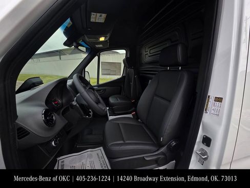 New 2026 Mercedes-Benz Sprinter 2500 image 11