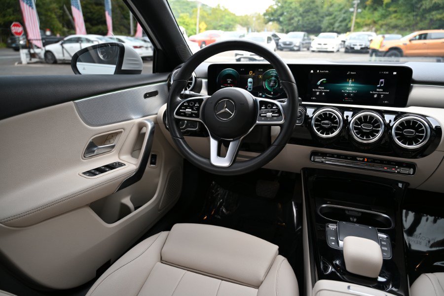 Used 2022 Mercedes-Benz A 220 image 13
