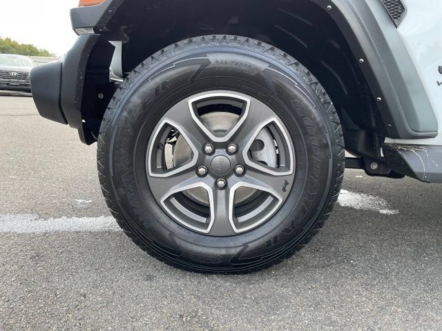 Used 2022 Jeep Wrangler Unlimited Sport AWD/4WD image 31