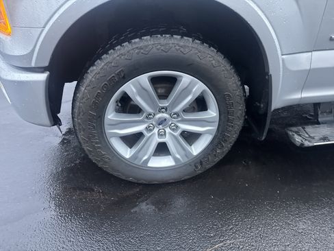 Used 2016 Ford F150 Platinum w/ Trailer Tow Package image 11