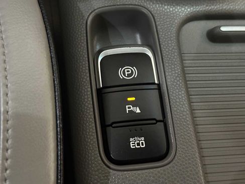 Used 2016 Kia Soul EV + image 17