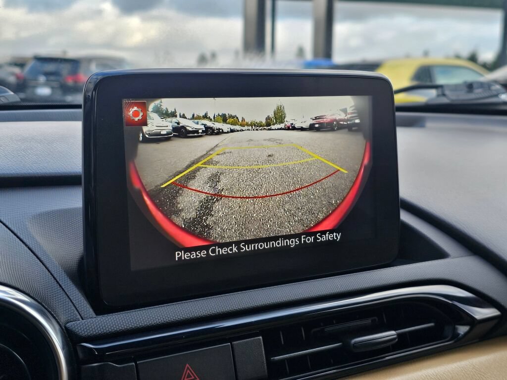Used 2019 MAZDA MX-5 Miata RF Grand Touring w/ GT-S Package RWD image 12