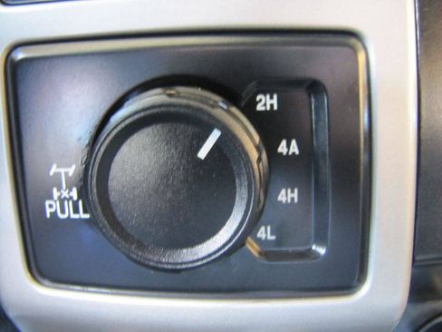 Used 2019 Ford F150 Lariat AWD/4WD image 45