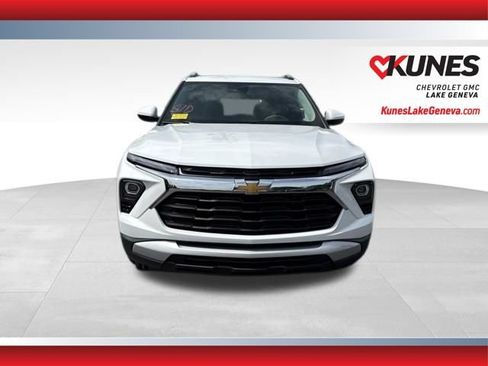Used 2025 Chevrolet TrailBlazer LT FWD image 12