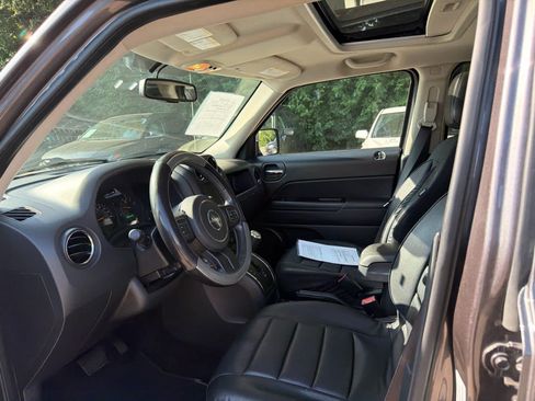 Used 2015 Jeep Patriot 4WD image 5