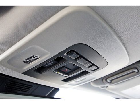 Used 2025 Toyota Camry XLE image 22