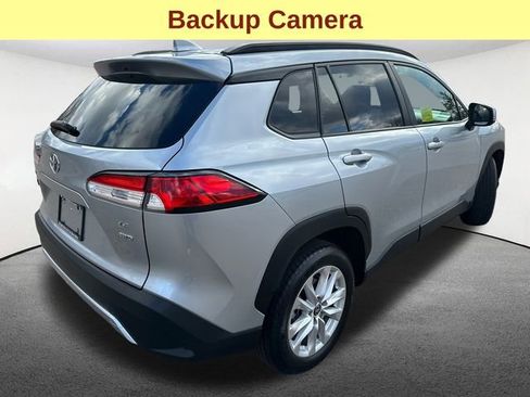 Used 2023 Toyota Corolla Cross LE image 10