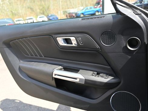 Used 2017 Ford Mustang Premium RWD image 20