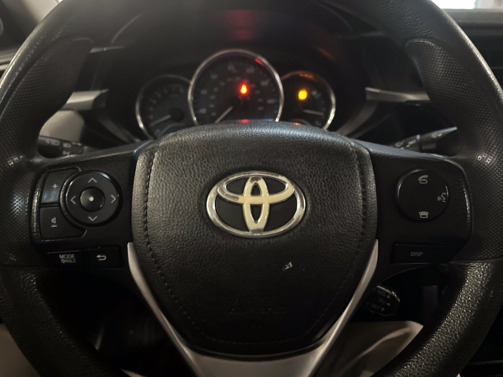 Used 2014 Toyota Corolla LE FWD image 13