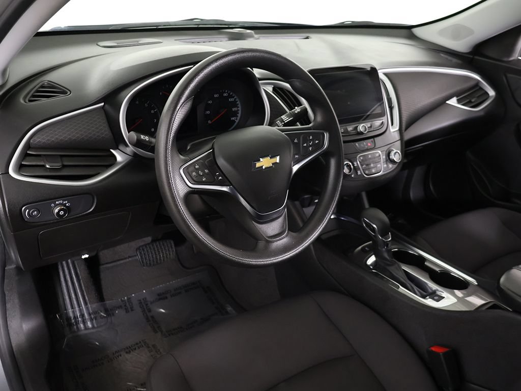 Used 2024 Chevrolet Malibu LT FWD image 25