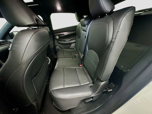 Used 2023 INFINITI QX55 Essential image 30