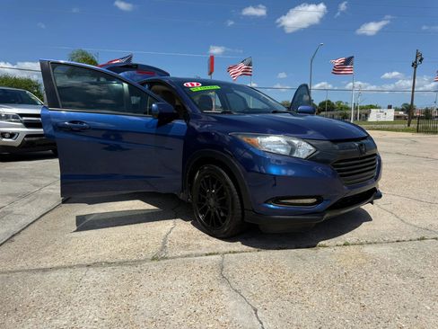 Used 2017 Honda HR-V LX image 20