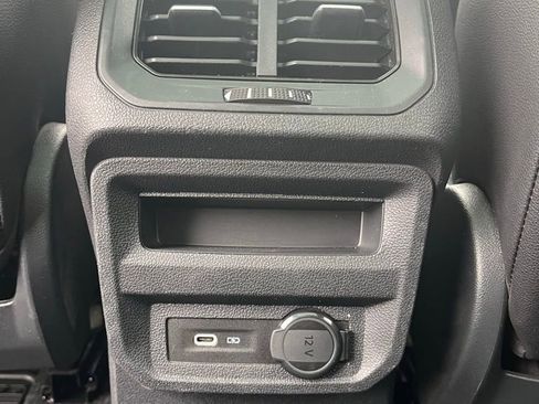 Used 2022 Volkswagen Tiguan SEL R-Line image 16