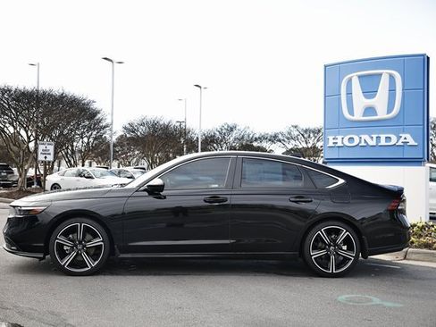 Used 2024 Honda Accord Sport image 5
