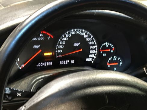 Used 2003 Chevrolet Corvette Coupe w/ Preferred Equipment Group RWD image 11