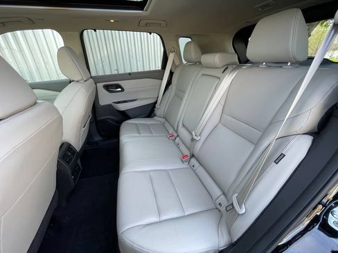 Used 2023 Nissan Rogue SL w/ SL Premium Package AWD/4WD image 27