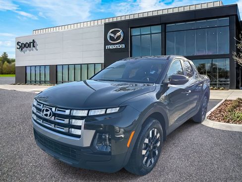 Used 2025 Hyundai Santa Cruz SEL image 8