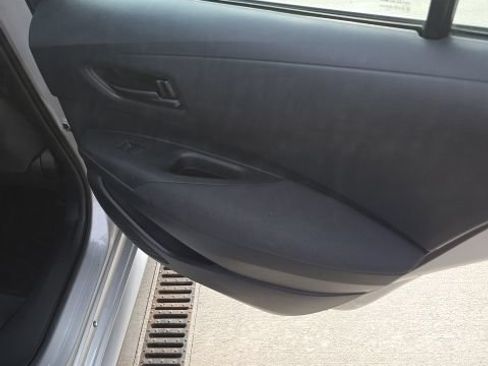 Used 2025 Toyota Corolla LE FWD image 23