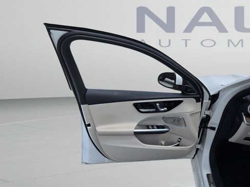 Used 2023 Mercedes-Benz C 300 Sedan image 12
