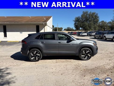 Used 2025 Volkswagen Atlas Cross Sport SE image 17
