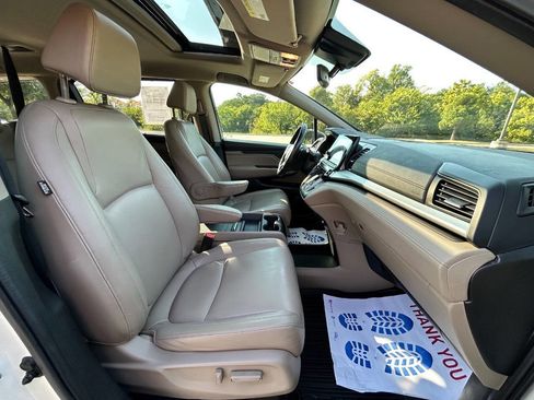 Used 2018 Honda Odyssey EX-L image 18