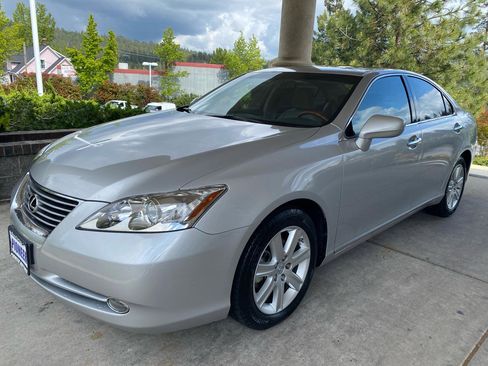 Used 2009 Lexus ES 350 FWD image 2