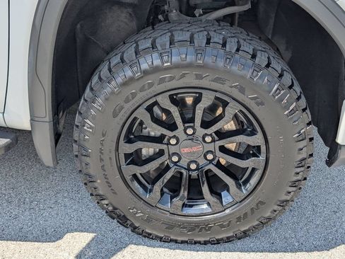 Used 2023 GMC Sierra 1500 AT4X AWD/4WD image 29