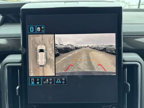 New 2026 GMC Yukon Elevation w/ LPO, Hit The Road Package image 17