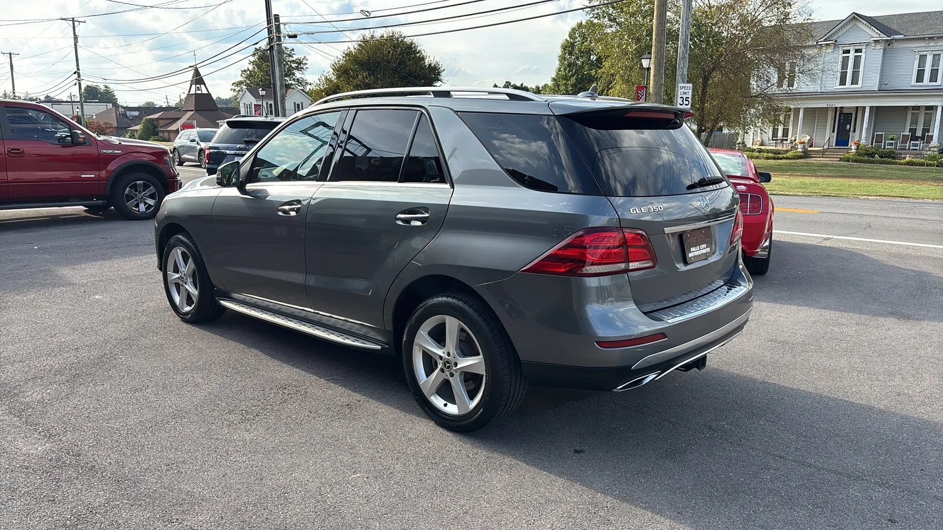 Used 2018 Mercedes-Benz GLE 350 4MATIC image 9