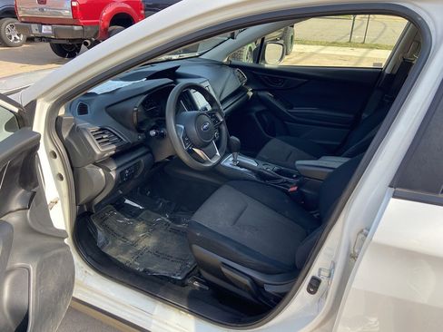 Used 2021 Subaru Crosstrek 2.0i image 13