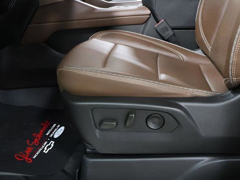 Used 2024 Chevrolet Tahoe High Country w/ Advanced Technology Package AWD/4WD image 19