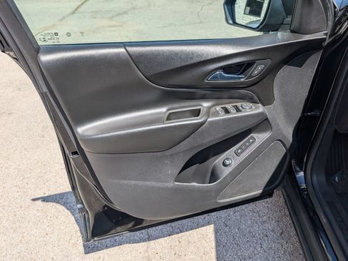 Used 2021 Chevrolet Equinox LT FWD image 11