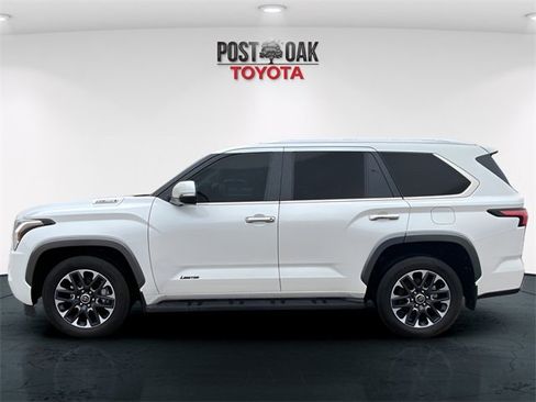 Used 2024 Toyota Sequoia Limited image 4