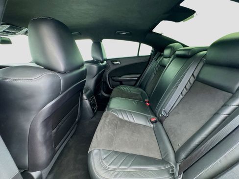 Used 2021 Dodge Charger SRT Hellcat image 15